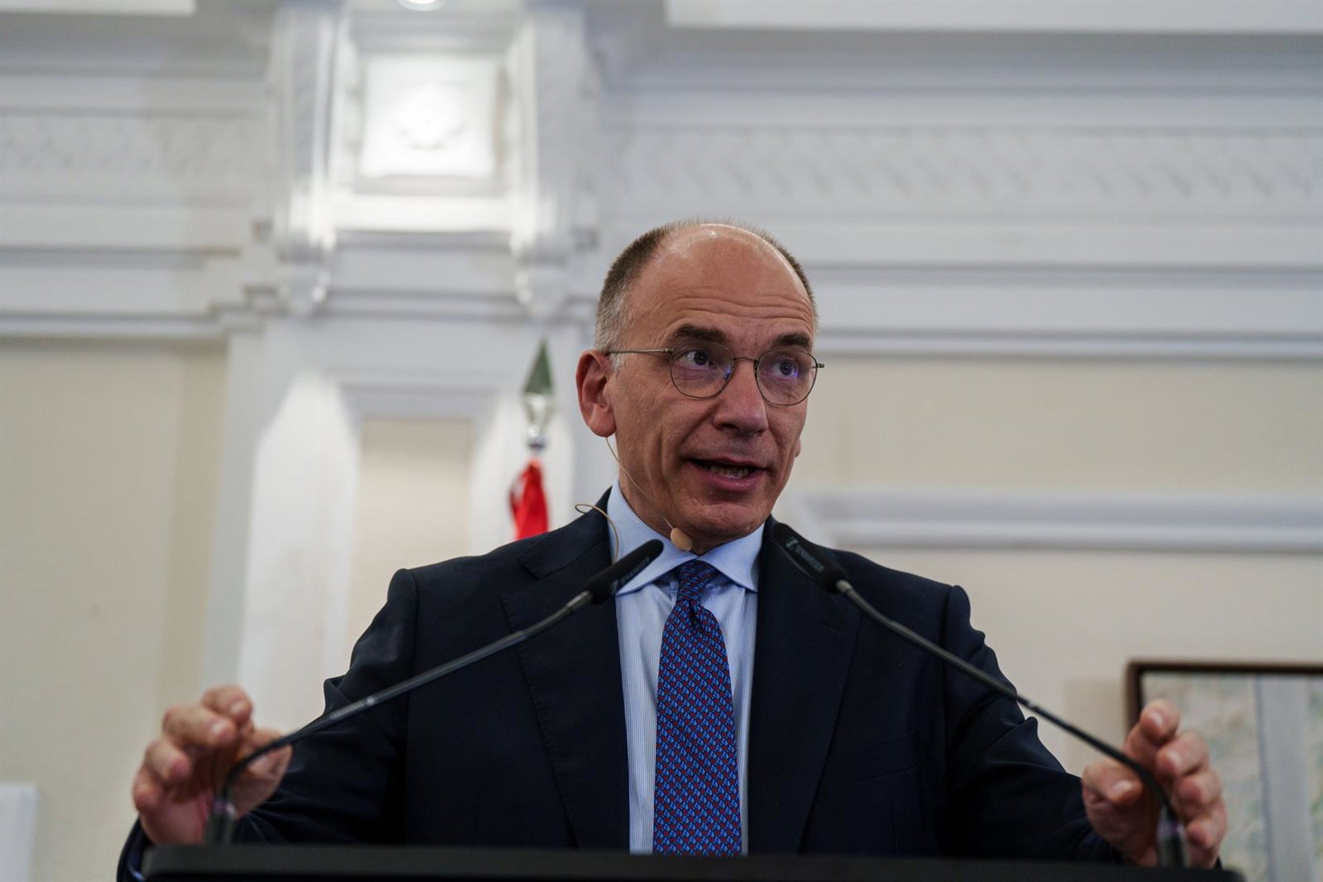 Enrico Letta, Fundación Rafael del Pino y los periodistas Raquel Pascual y Arturo Criado, premios IEE 2025