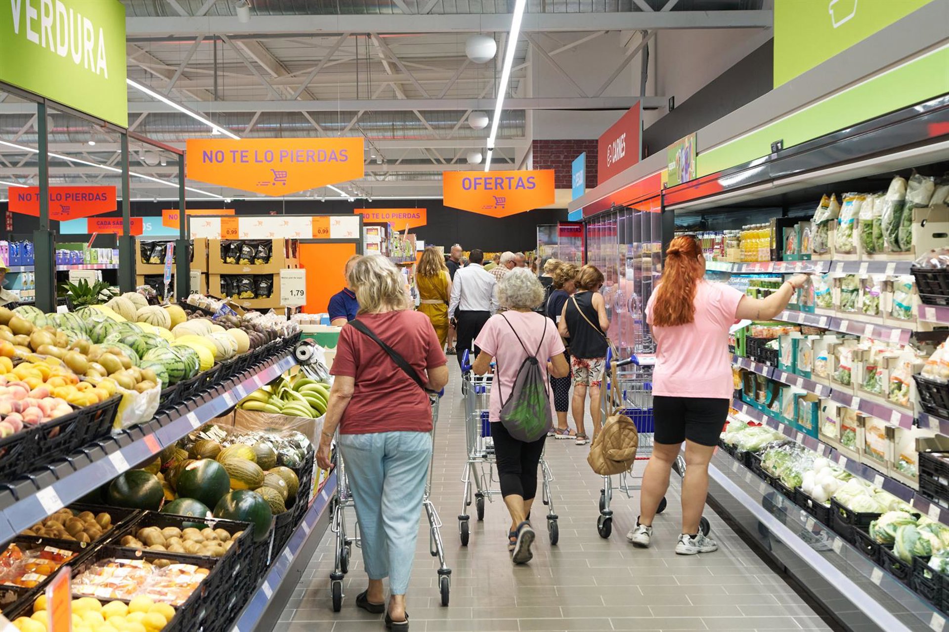 Las familias españolas pueden ahorrar más de 1.400 euros al año comprando en Aldi