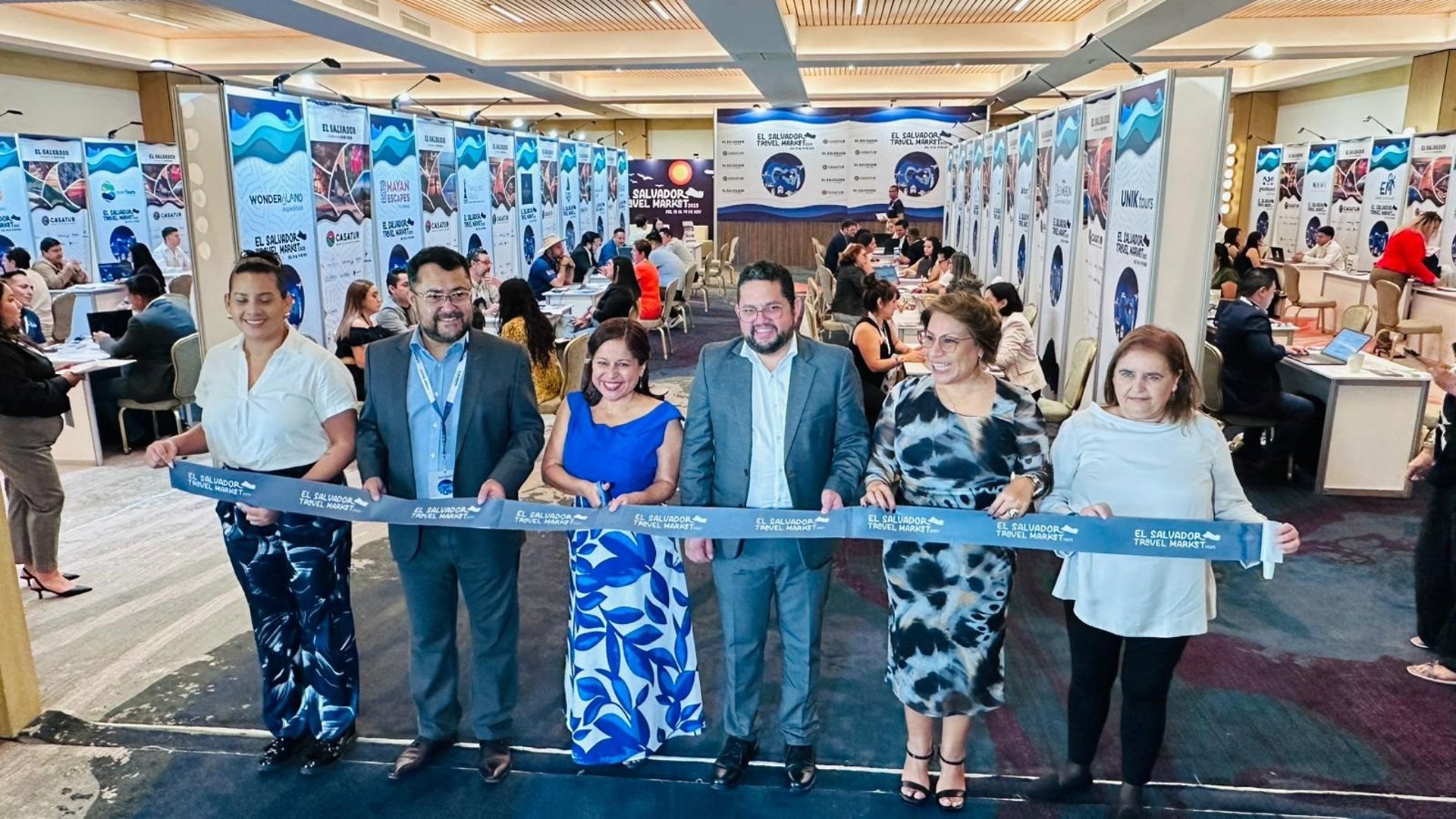 El Salvador presenta a España sus actividades en turismo de aventura, cultura y experiencias prémium