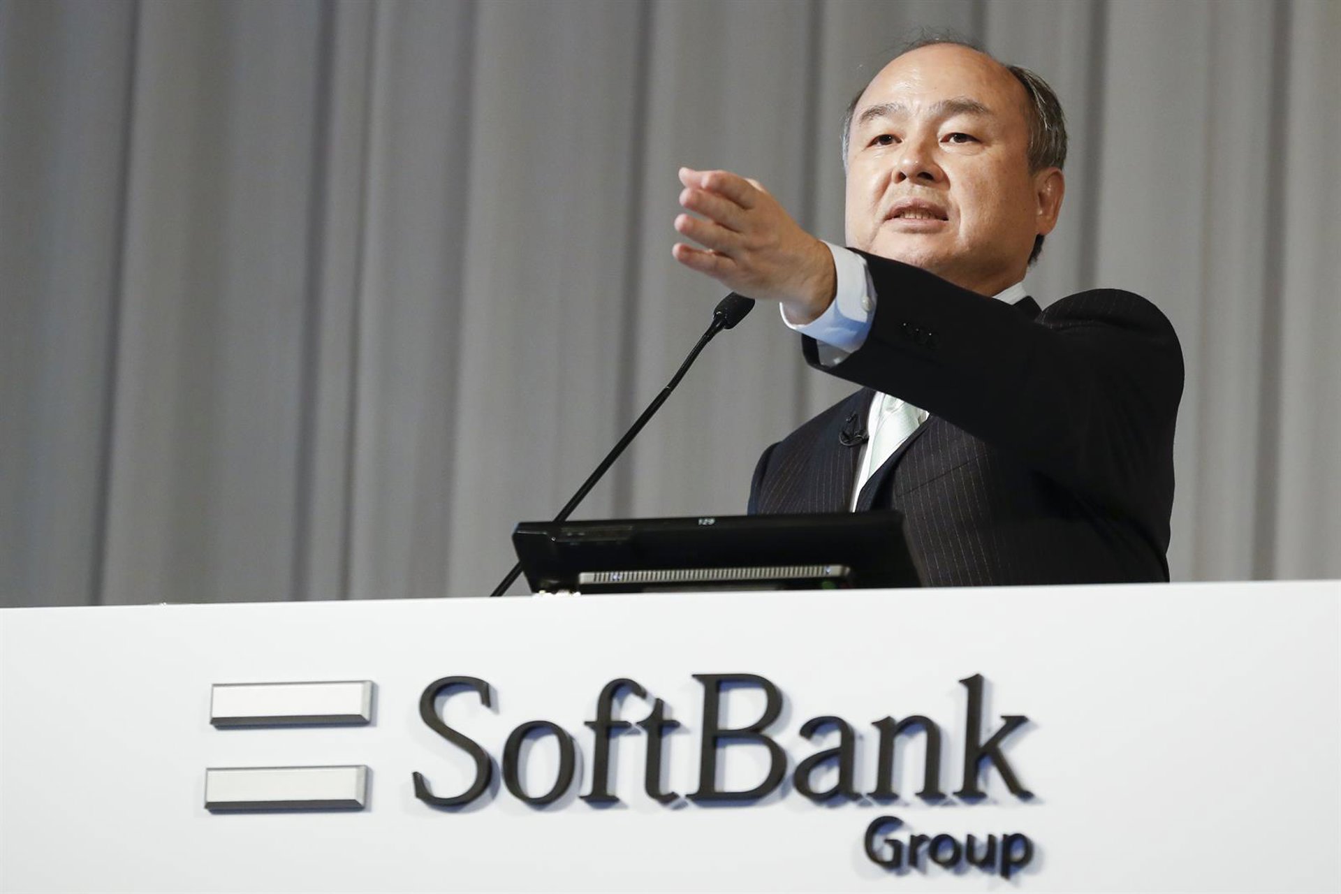 SoftBank se desploma un 32% desde la venta de sus acciones en Nvidia y su apuesta por OpenAI