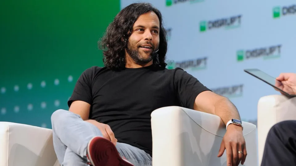 Por qué los multimillonarios tecnológicos apuestan fuerte por los centros de datos espaciales