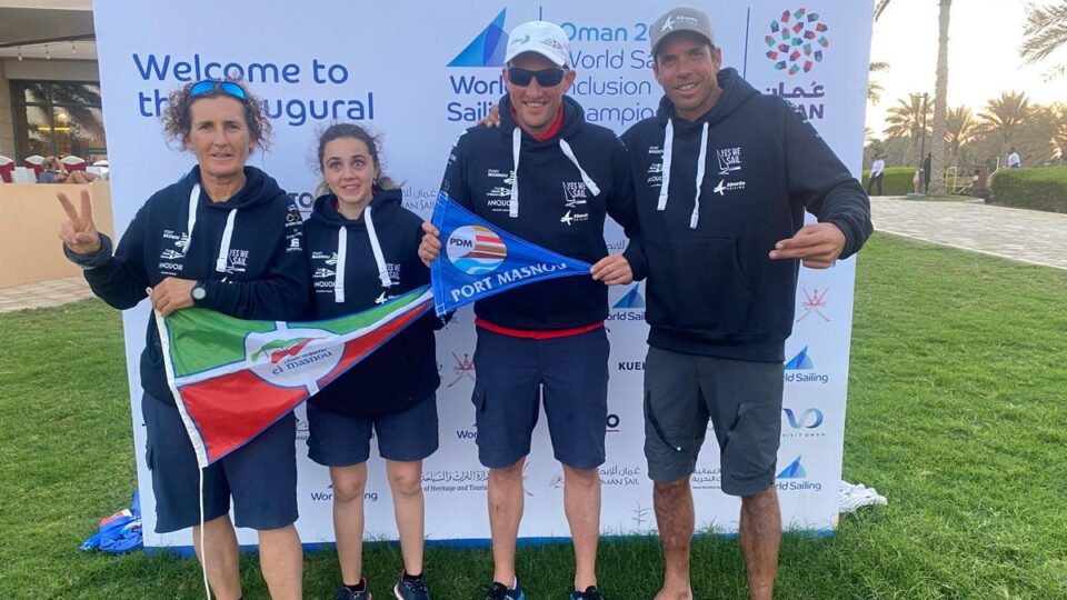 Dani Anglada conquista la plata en el Mundial de vela inclusiva