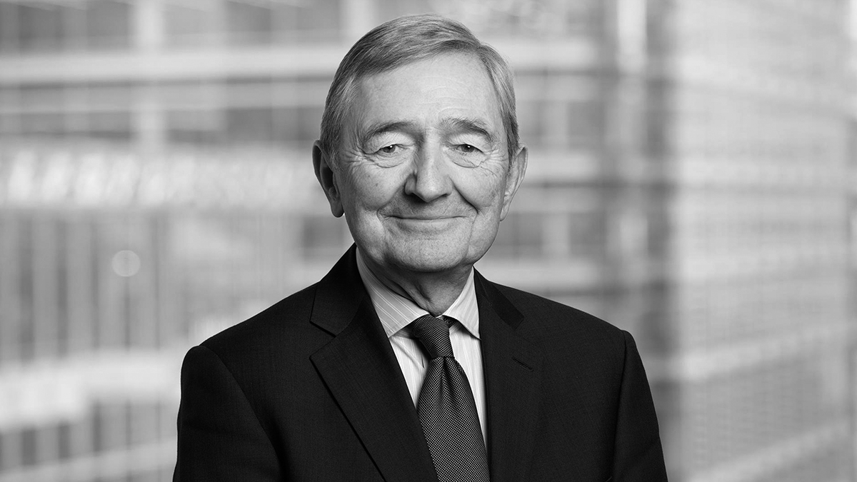 HSBC nombra presidente a Brendan Nelson