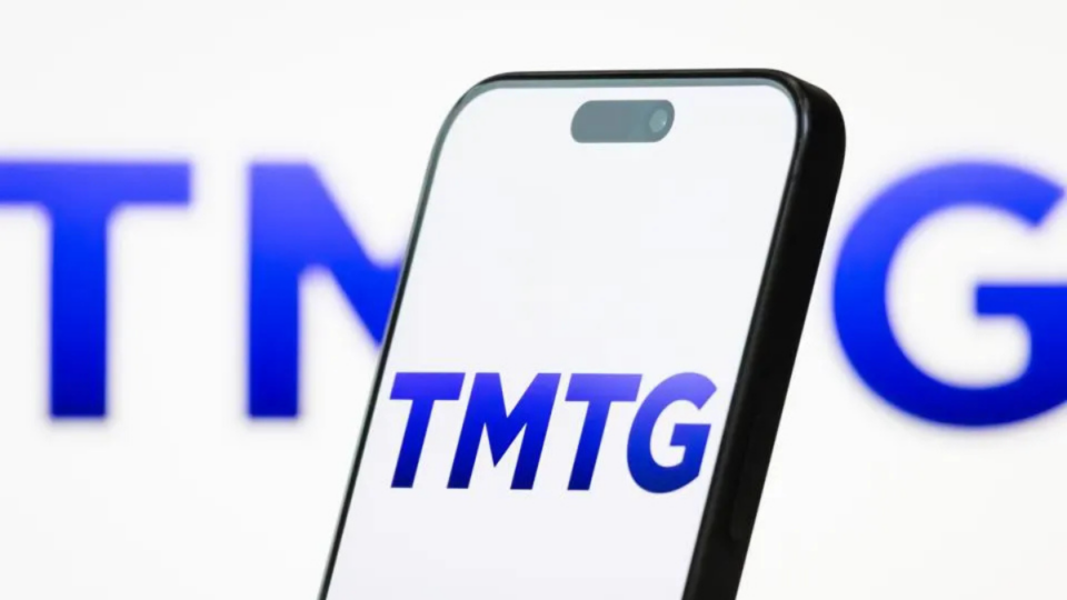 Cómo el patrimonio neto de Trump ha aumentado 500 millones de dólares tras la fusión con Trump Media