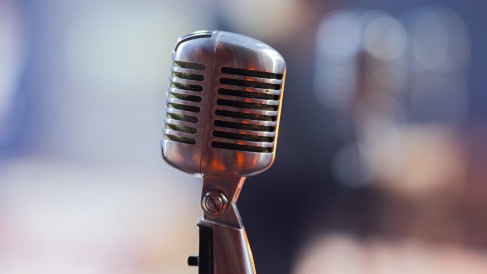 Calladitas no estamos más guapas