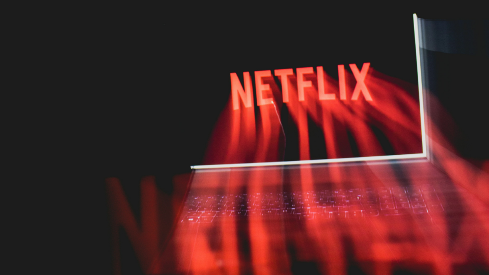 Netflix vs. Warner Bros: así es la batalla que redefine el dominio del streaming frente a la herencia cultural