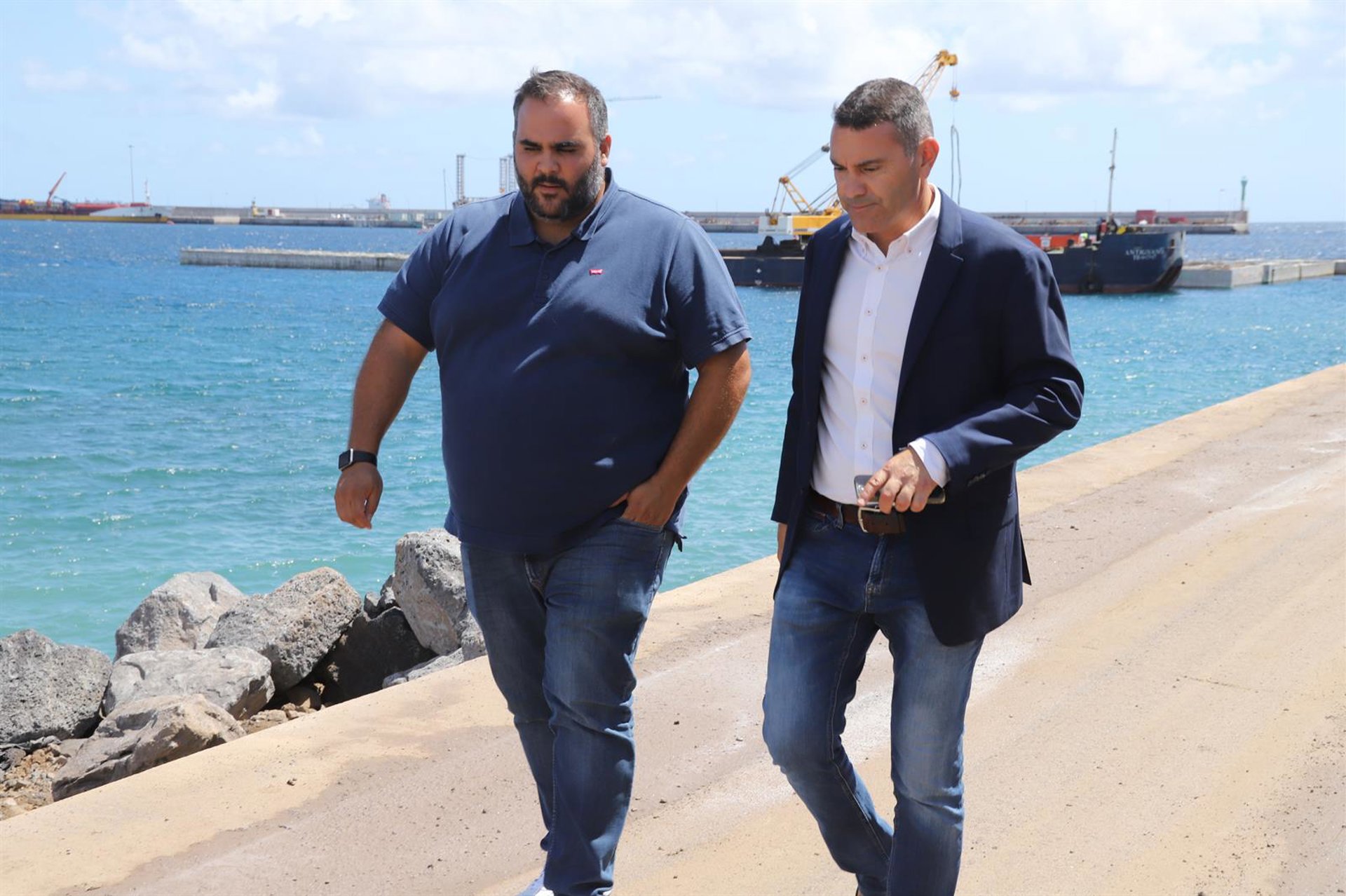 Lanzarote muestra su «rotundo rechazo» a introducir la pesca con cerco industrial de túnidos en su caledero