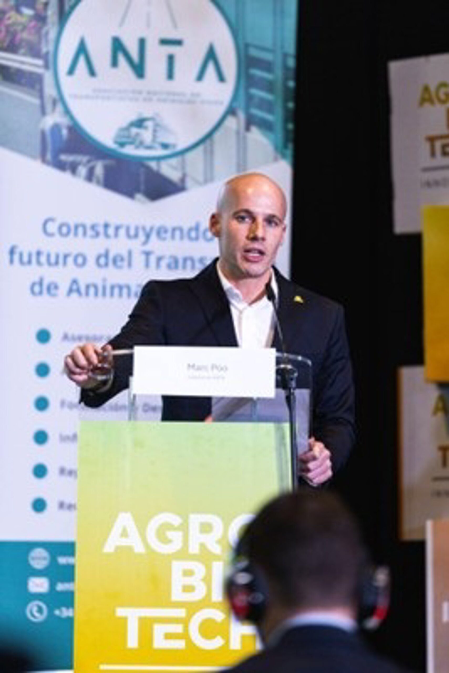 Los transportistas de animales vivos refuerzan colaboración con Administraciones para prevenir peste porcina