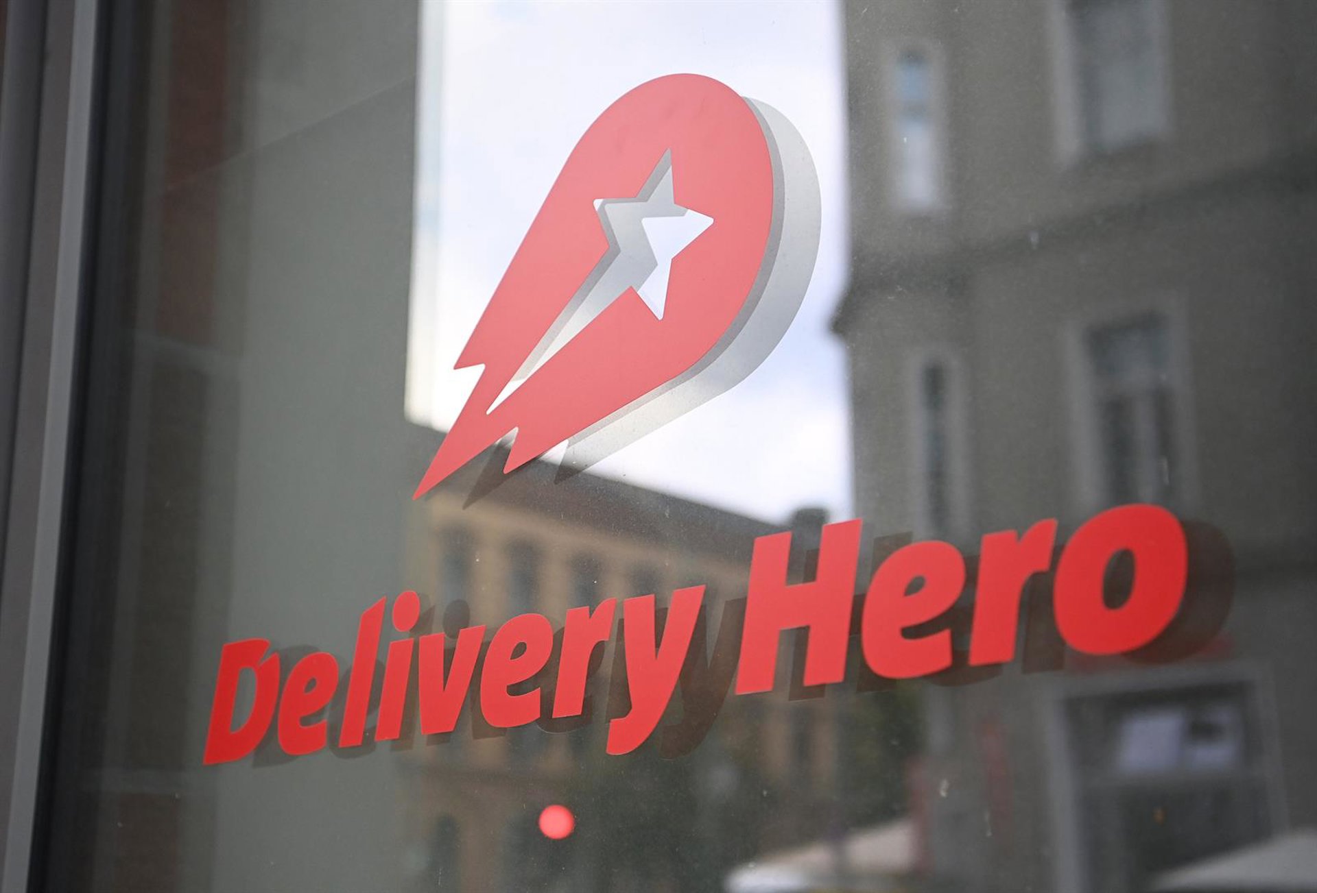 Delivery Hero, dueño de Glovo, estudia opciones estratégicas