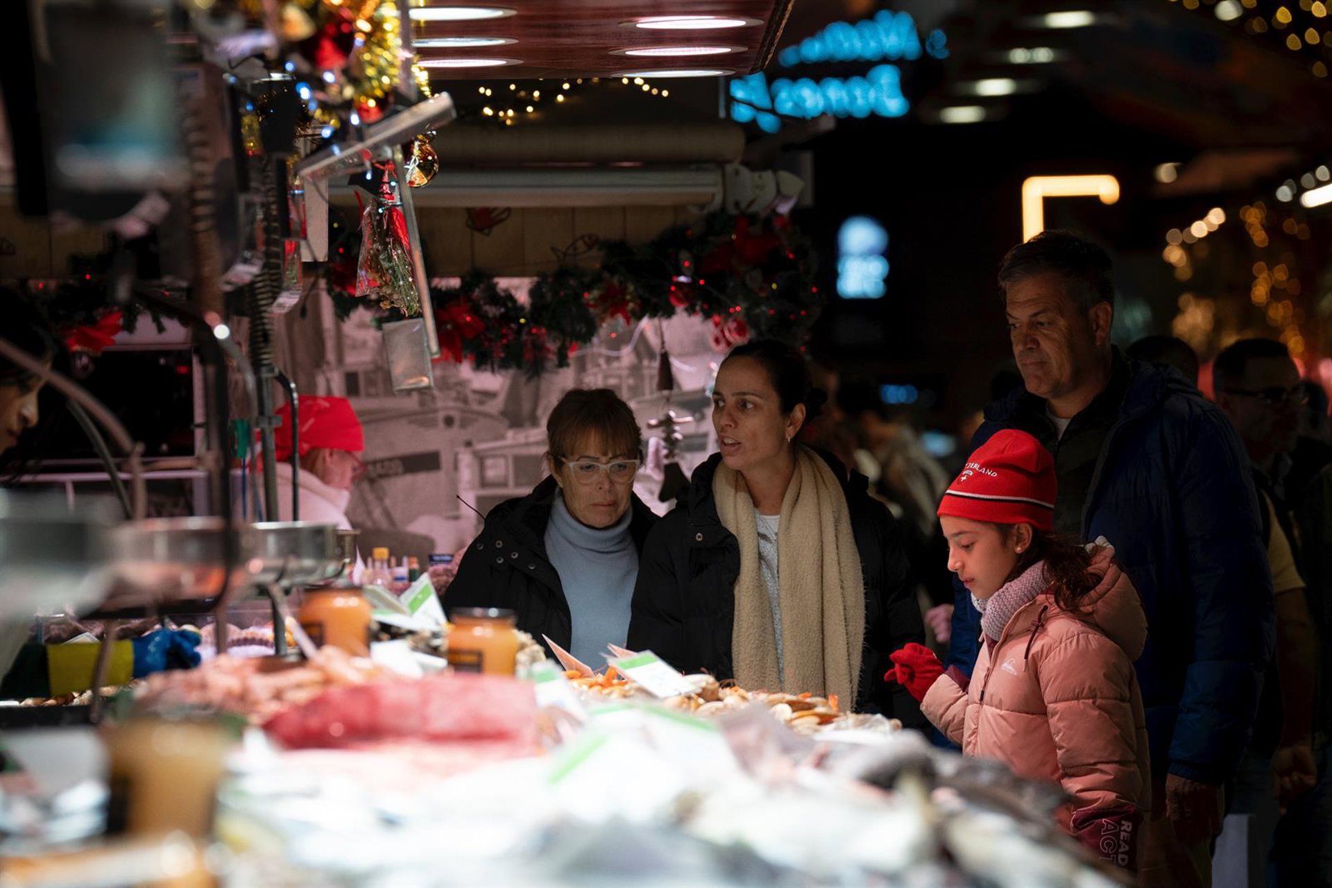 Más de la mitad de los españoles reconoce el impacto negativo del alza del coste de la vida, según Intrum