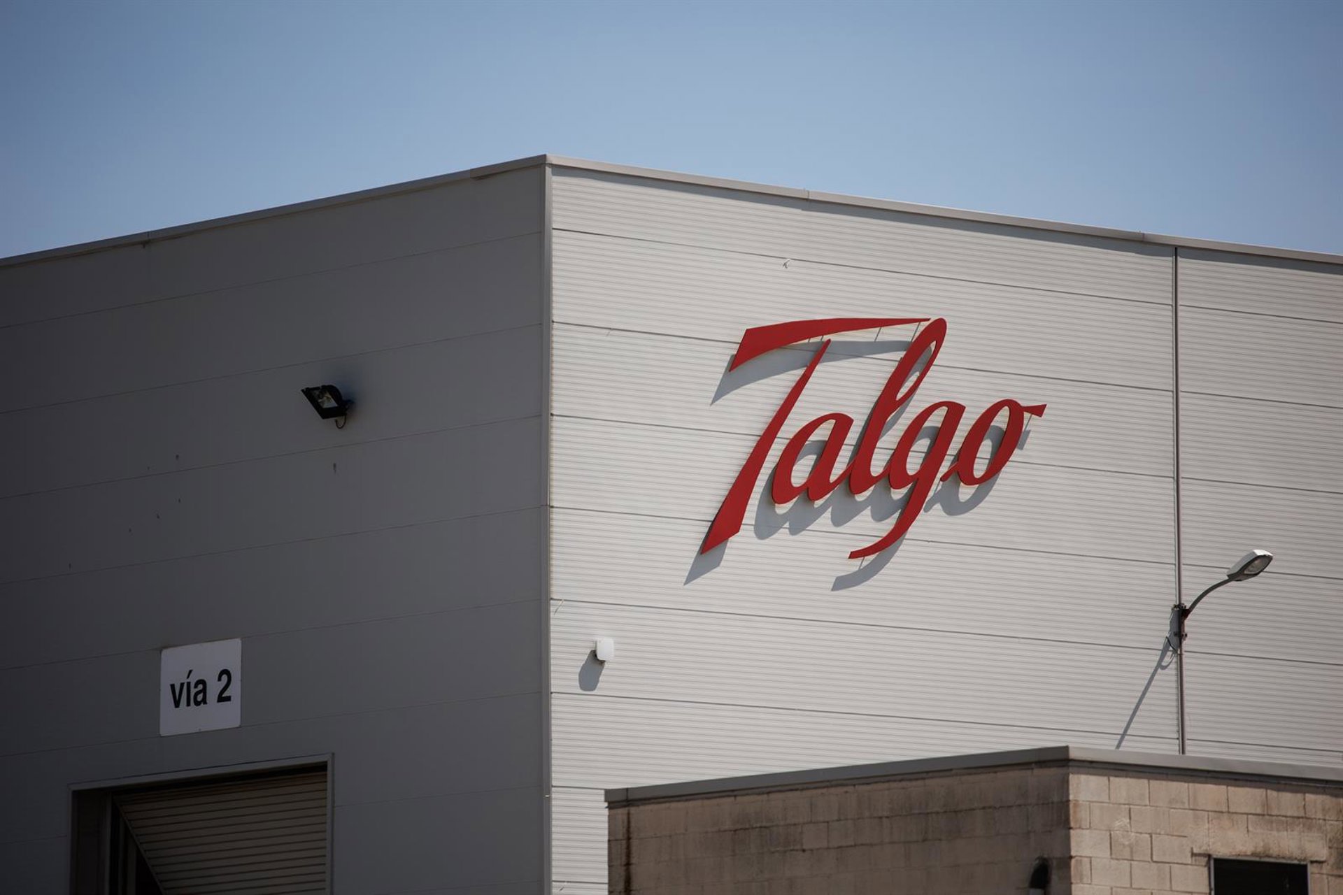 Los accionistas de Talgo aprueban la reestructuración que da entrada a Estado y Gobierno vasco en su capital