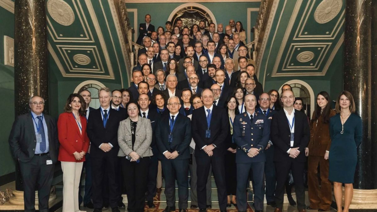 Enaire batirá su récord de vuelos gestionados en 2025 con cerca de 2,5 millones