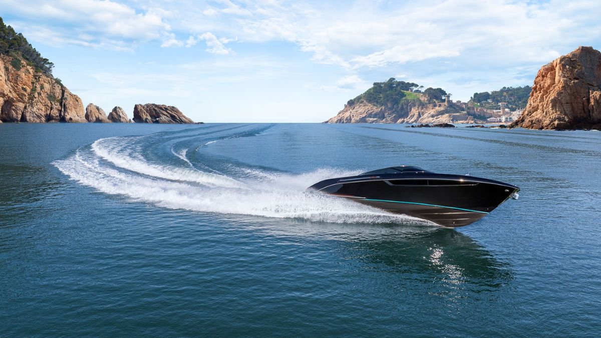 Novedades | Riva Cento, la versión moderna y exclusiva del Rivamare 38