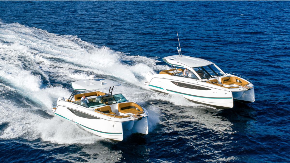 Jeanneau amplía su catálogo con una nueva gama de catamaranes a motor TH