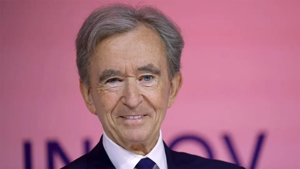 Bernard Arnault entra en la Academia de Ciencias Morales y Políticas: poder, lujo y liderazgo cultural