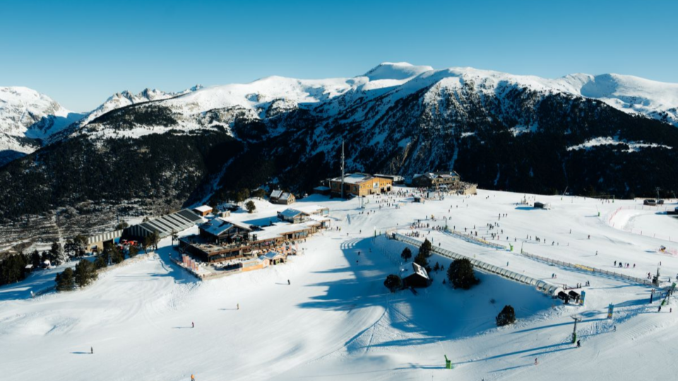 Las estaciones de Andorra firman su mejor Navidad en seis años con más de 336.000 días de esquí