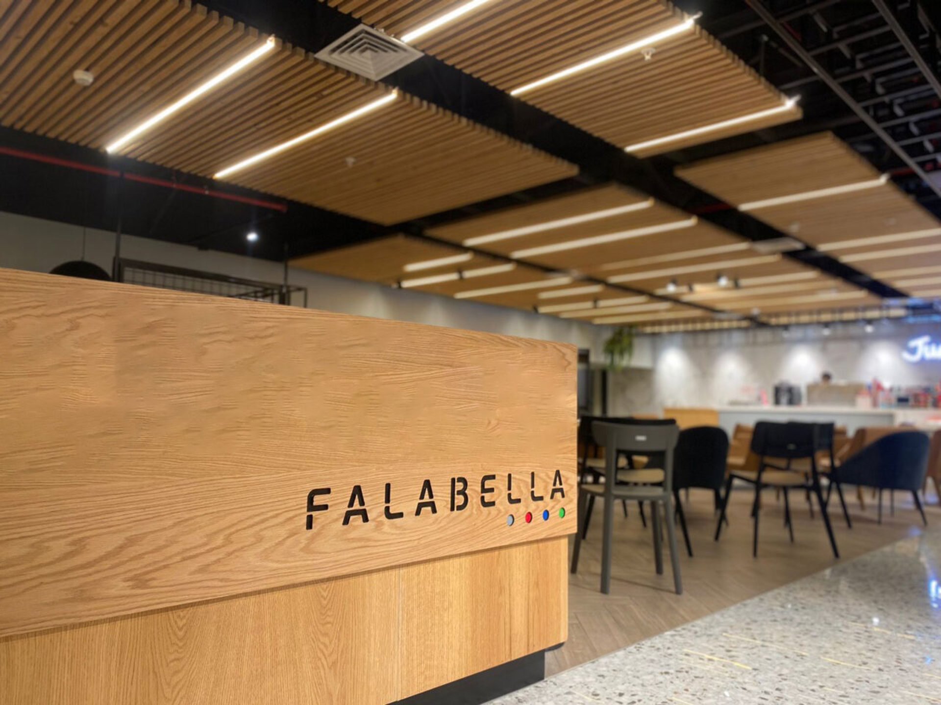 Falabella compra una participación minoritaria de su socio en Colombia por 136 millones de euros