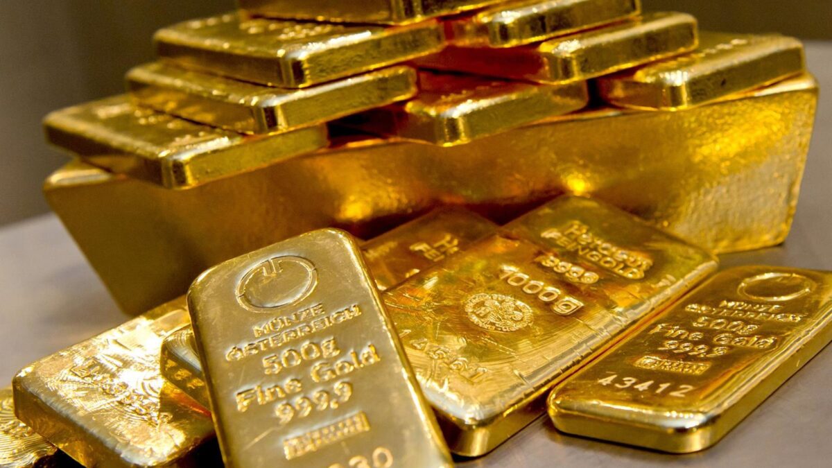 El oro supera por primera vez los 4.700 dólares - Forbes España
