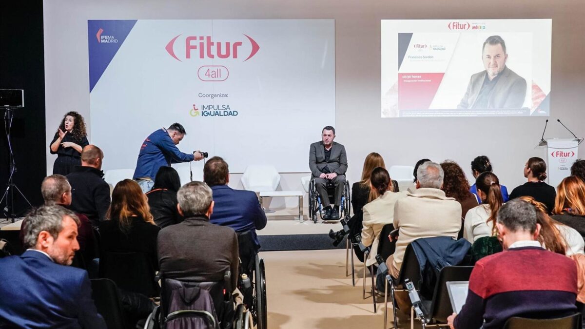 España contabilizó en 2025 un incremento del 10% de turistas con algún tipo de movilidad reducida