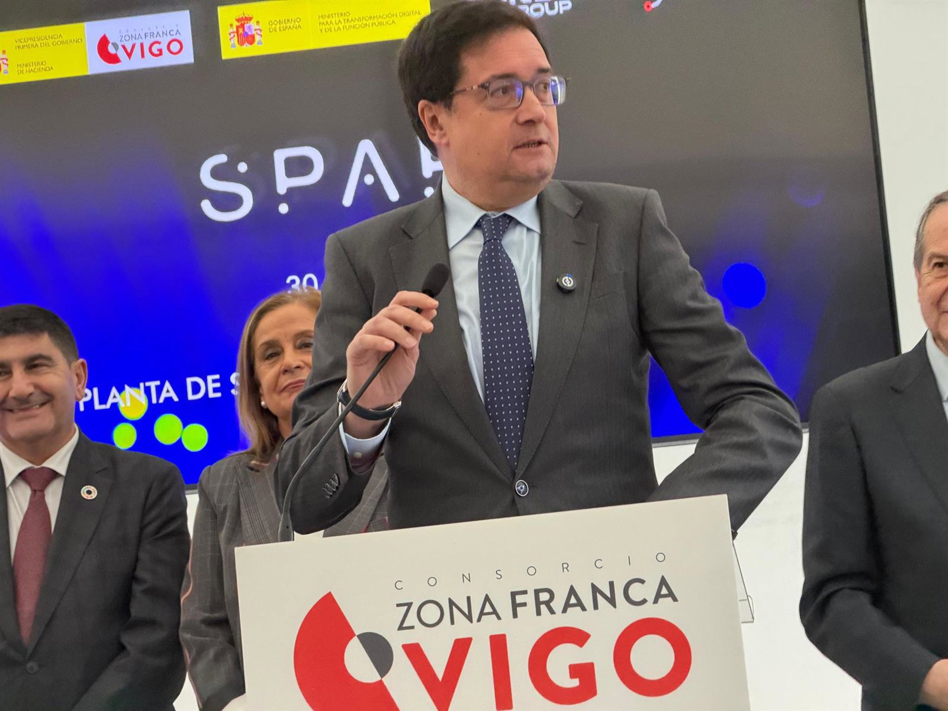 López lamenta que el PP «ponga en riesgo» 10 millones de pensiones para que el Gobierno «tenga una derrota»