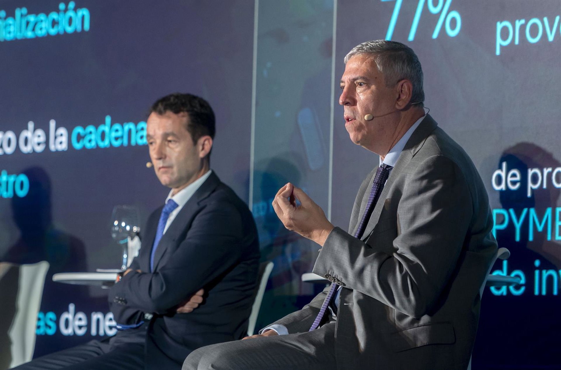 Indra le da el ‘OK’ a De los Mozos para empezar a negociar la estructura de la operación con EM&E