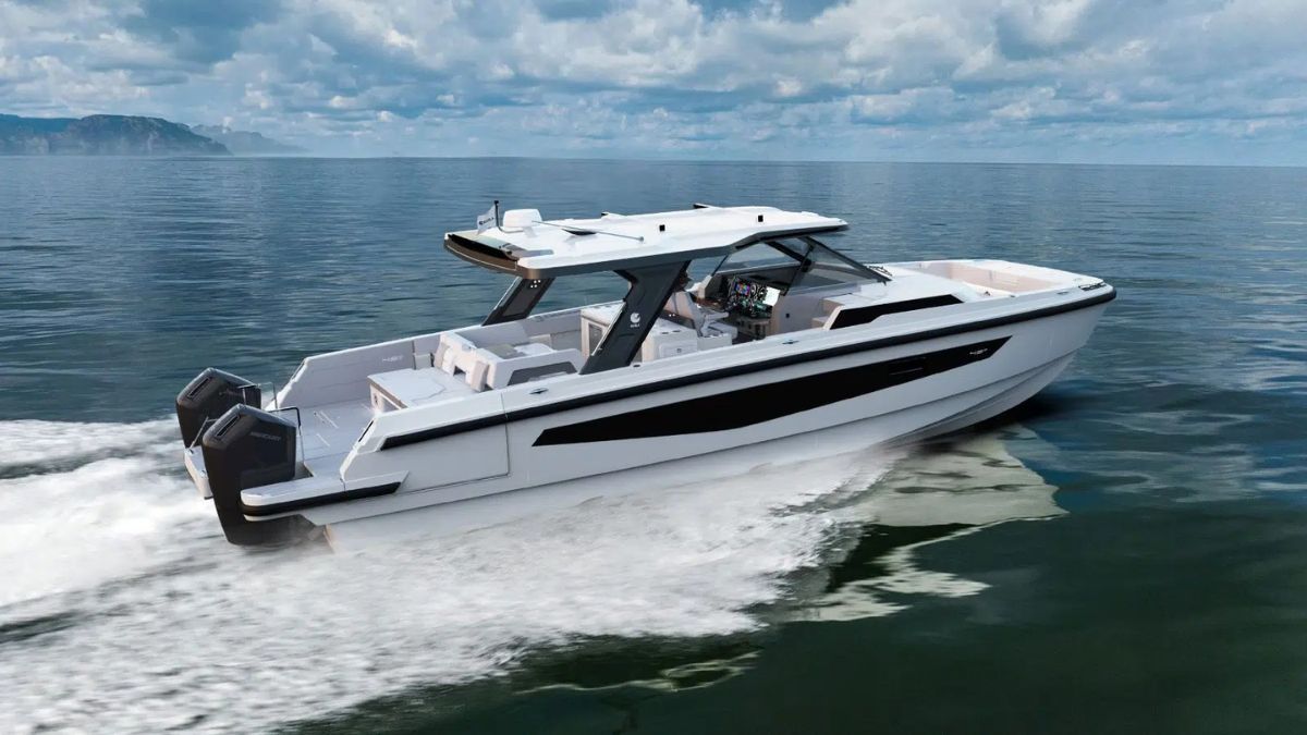 Novedades | Aquila presentará el nuevo Aquila 45 Sport en el Miami Boat Show 2026