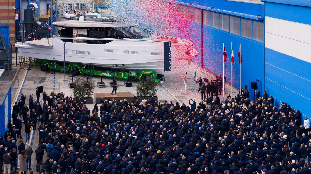 Novedades | Azimut Yachts presenta el Seadeck 9, su yate más avanzado