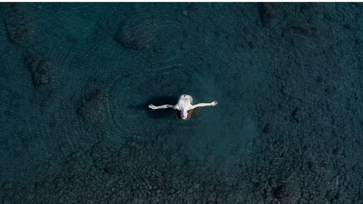 El mar llega a Carabanchel: ThePartners inaugura nuevo espacio en Madrid con Alejandra Glez