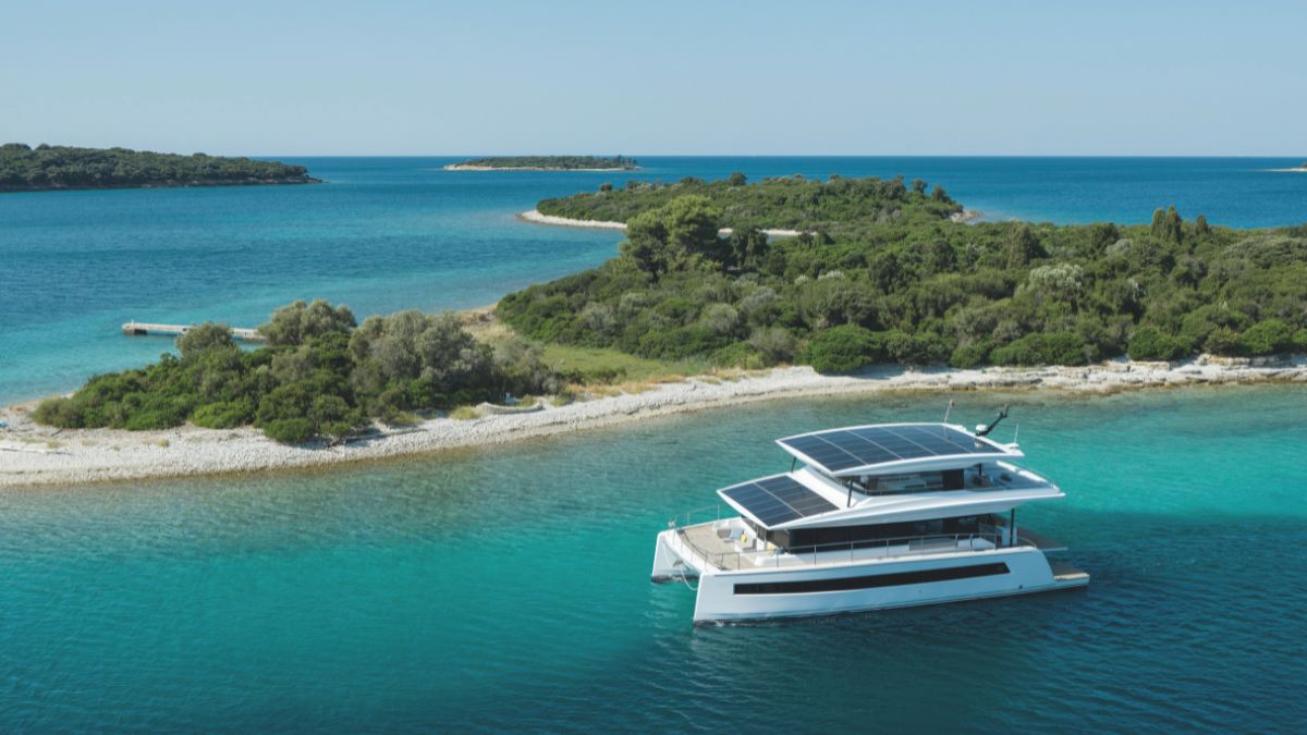 Silent Yachts lanza su catamarán solar SY62 en copropiedad junto a Luxe Elite Yachts