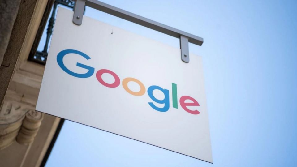 Meta firma un acuerdo multimillonario para alquilar chips de IA a Google