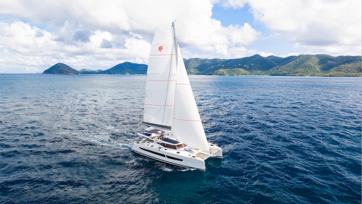 Novedades | Fountaine Pajot renueva su icónico catamarán de 51 pies con el nuevo FP51