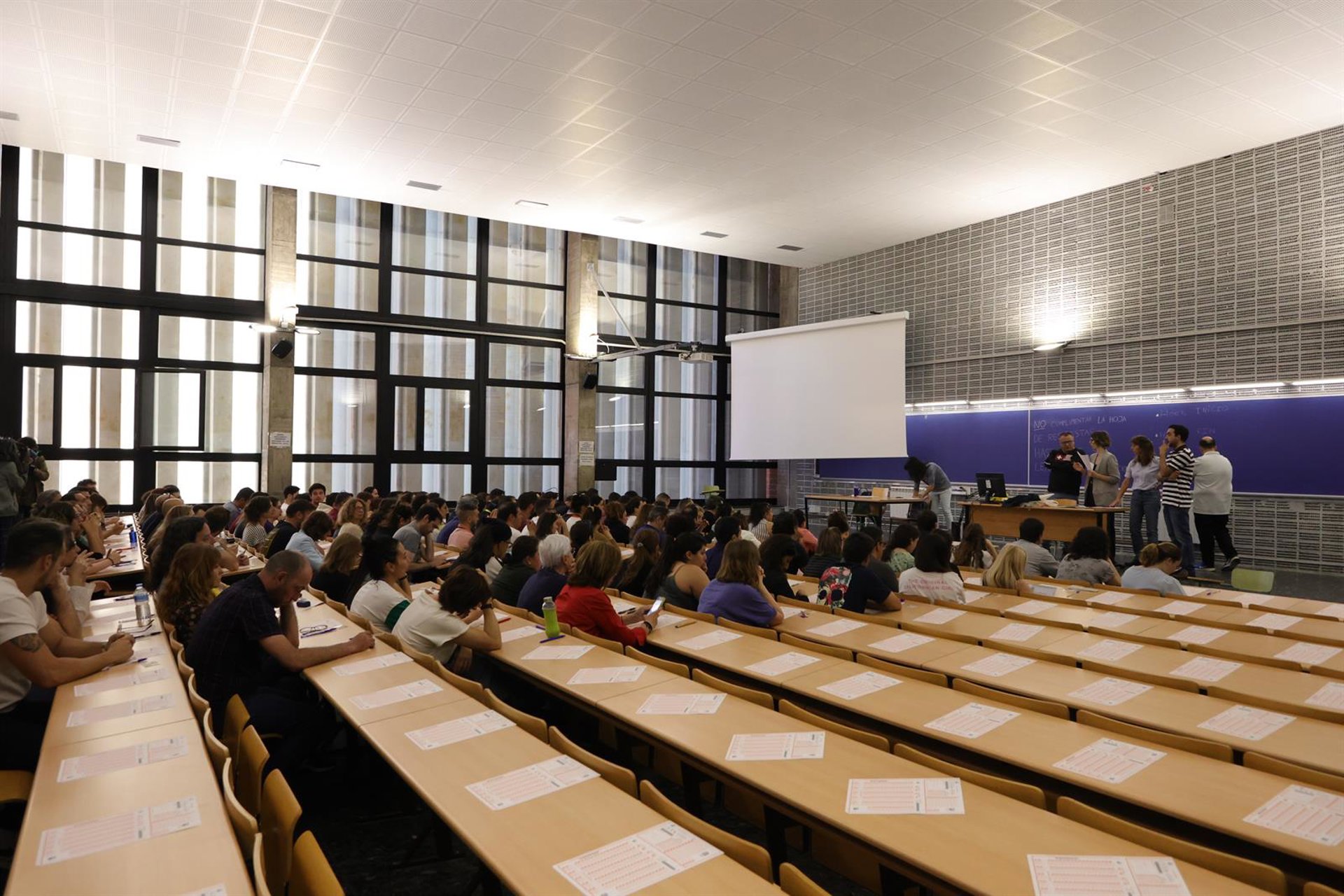 La Administración del Estado incorporará a más de 2.400 auxiliares administrativos en los próximos días