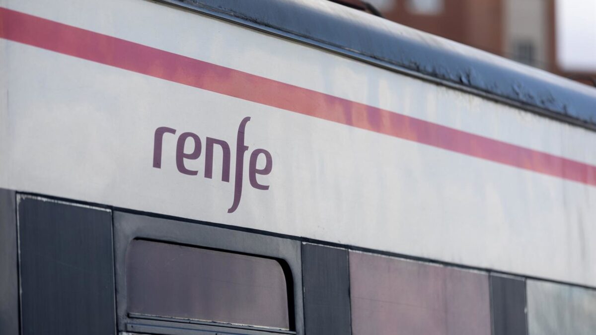 AM.-Suspendidos Cercanías de Madrid entre Atocha y Nuevos Ministerios por incendio en un cuarto de acometidas AM.-Suspendidos Cercanías de Madrid entre Atocha y Nuevos Ministerios por incendio en un cuarto de acometidas