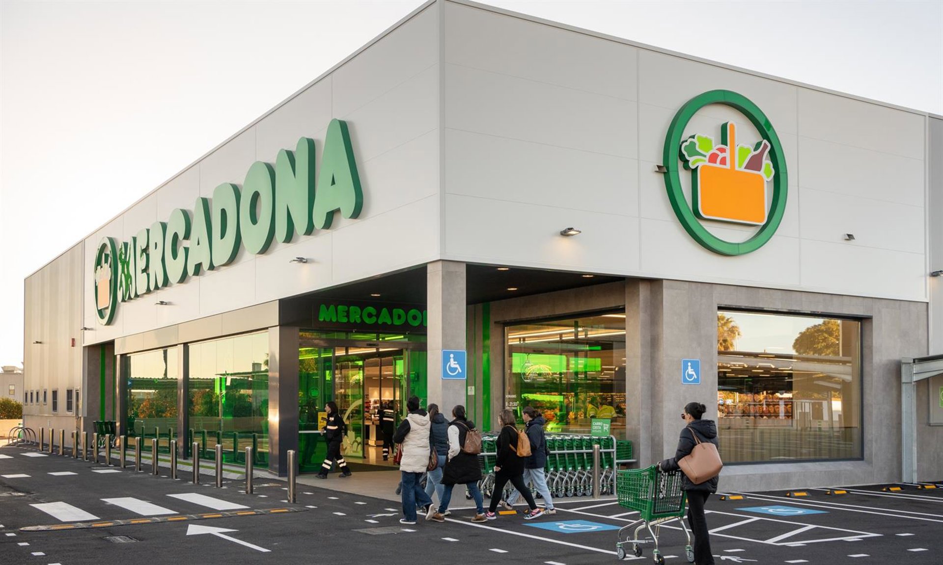 Mercadona alcanza una cuota récord del 27% en la distribución, mientras Lidl y Aldi siguen creciendo