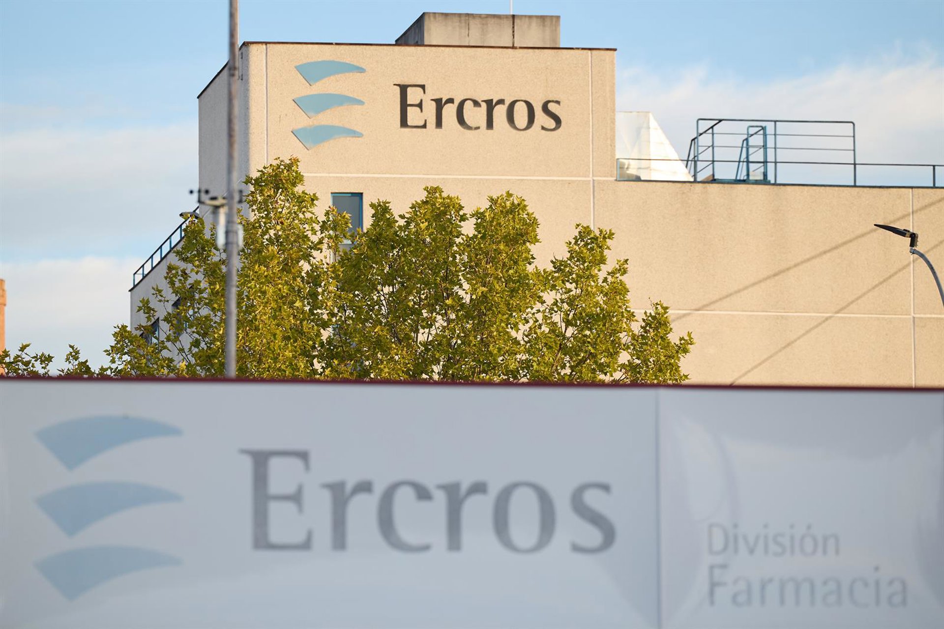 Ercros pierde 53,6 millones en 2025, casi cinco veces más que en 2024