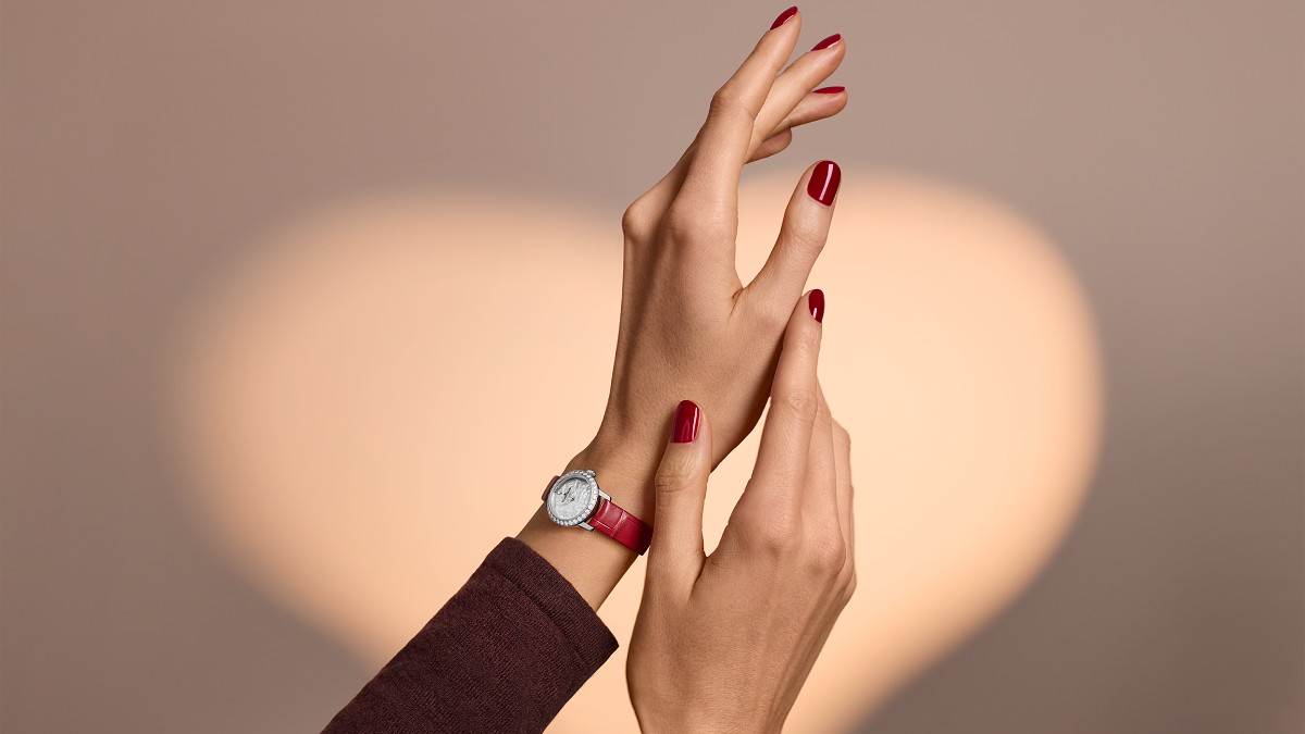Un toque de rojo en cinco nuevos relojes para celebrar San Valentín