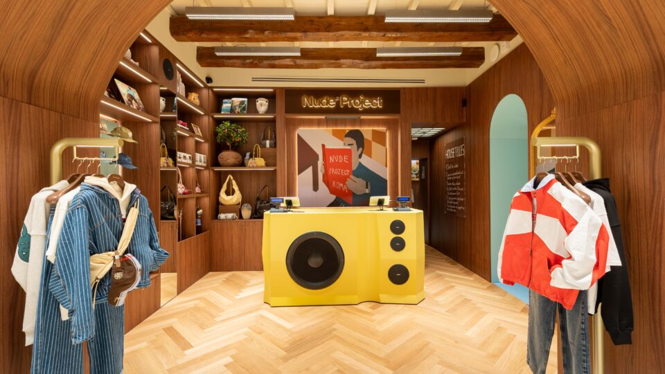 Nude Project llega a Roma con la abuela de Alex Benlloch: «Malú encarna perfectamente nuestros valores: autenticidad, cercanía y humanidad»