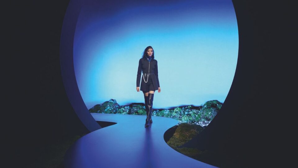 Paris Fashion Week: Hermès hace poesía al anochecer