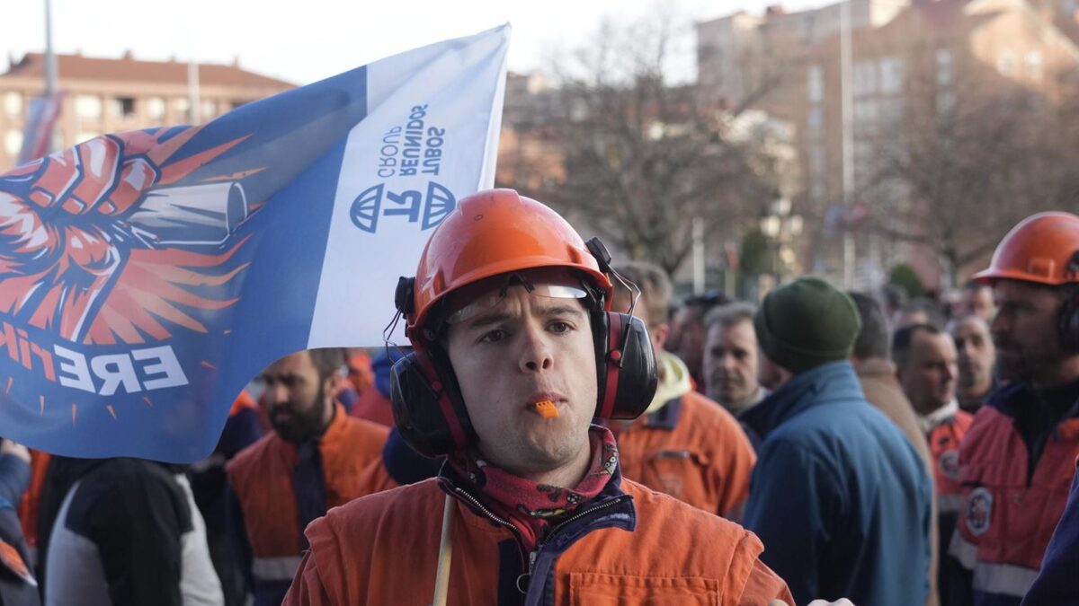Trabajadores de Tubos Reunidos se movilizan en Vizcaya contra el ERE ...