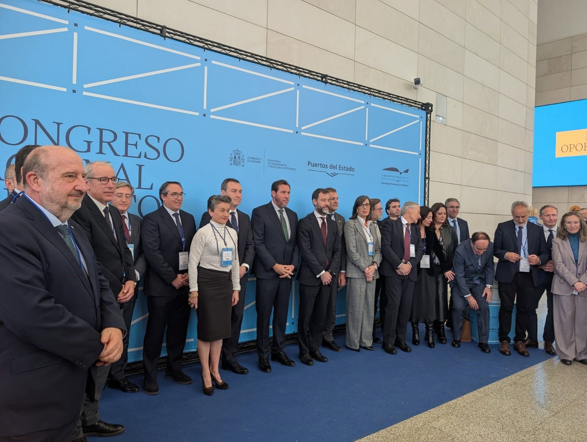 Óscar Puente dice que el Gobierno velará por la seguridad de los puertos «en un escenario mundial convulso»