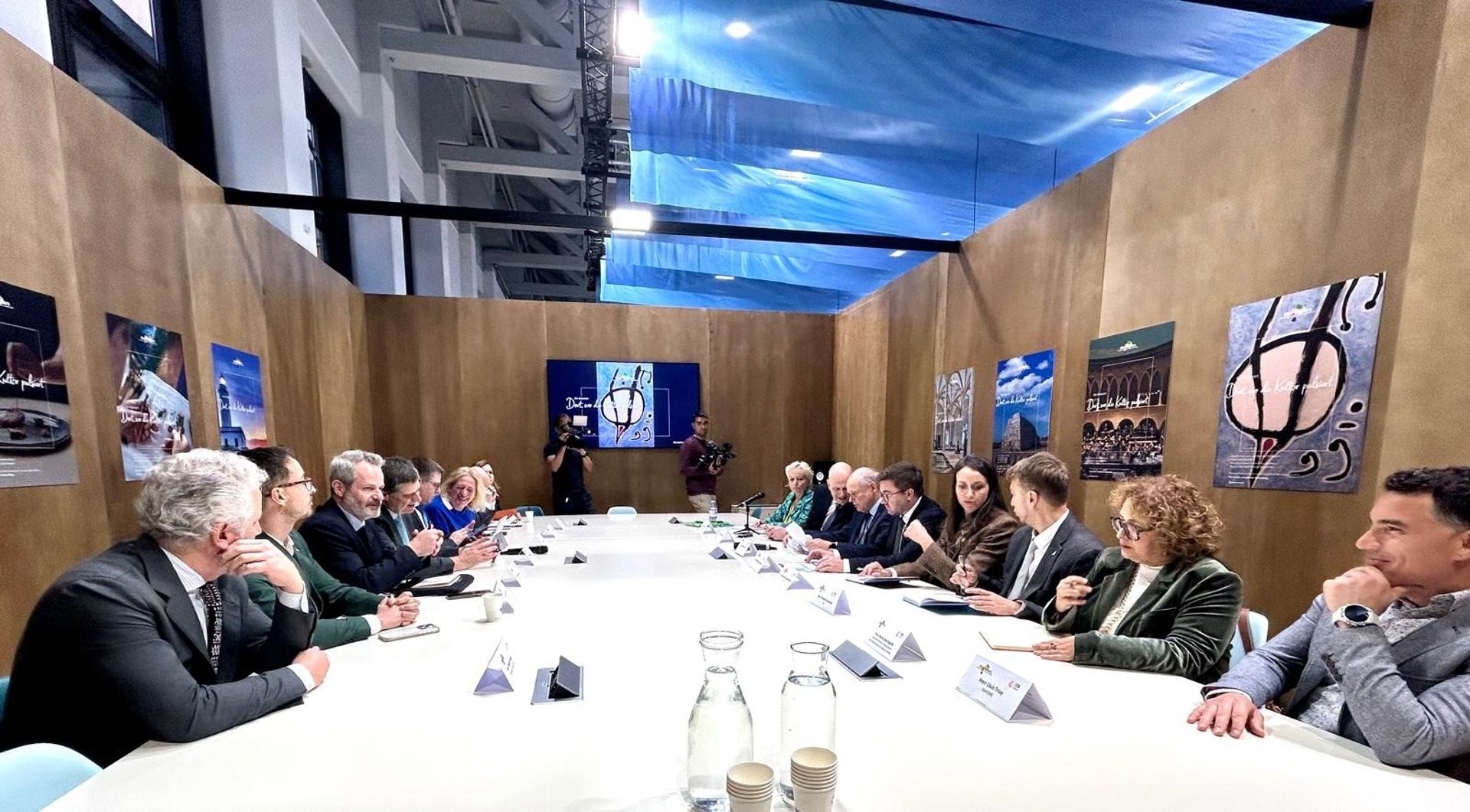 TUI dice que el conflicto en Irán podría ser «gran oportunidad» para destinos turísticos como España o Grecia