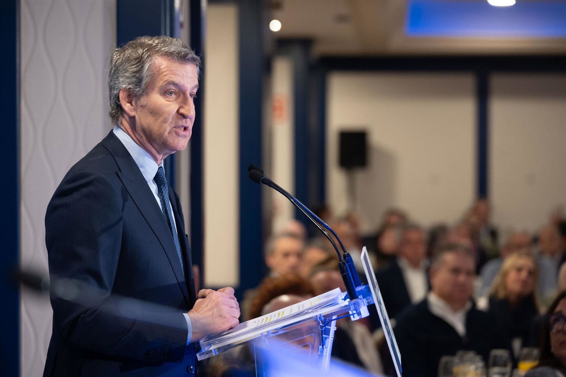 Feijóo dice que SEPI es el «brazo político y económico» del Gobierno y que está «bajo sospecha»