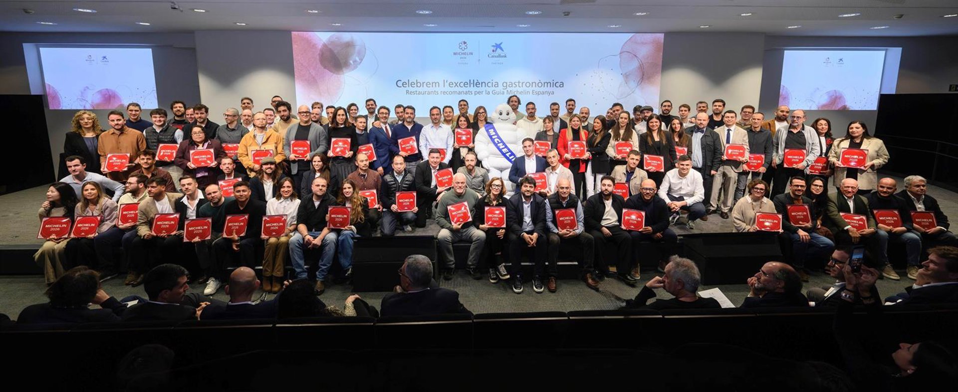 CaixaBank entrega 71 placas a restaurantes recomendados por la Guía Michelin 2026