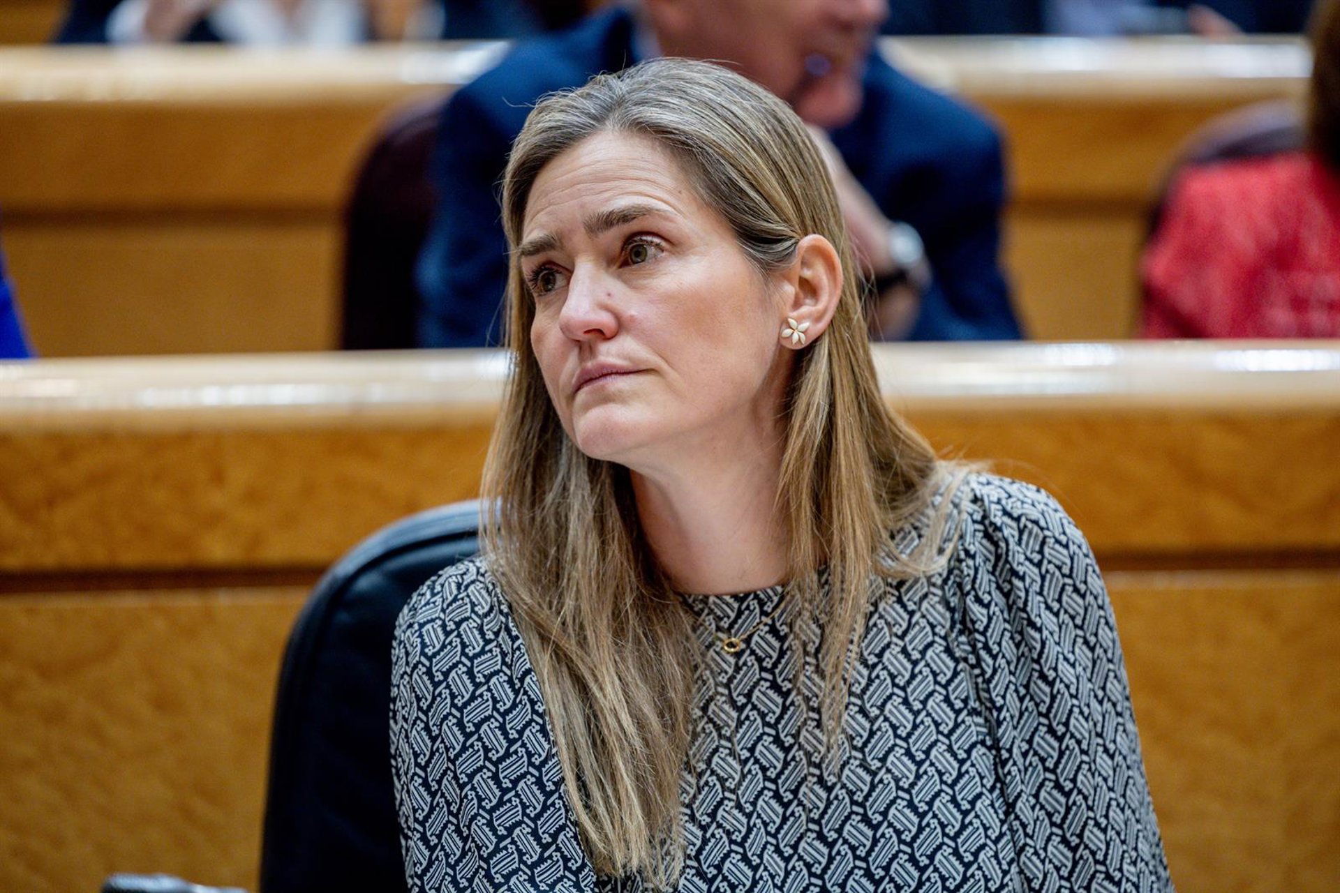 Aagesen encarga a CNMC la «máxima supervisión» a energéticas por el alza de precios ante la guerra