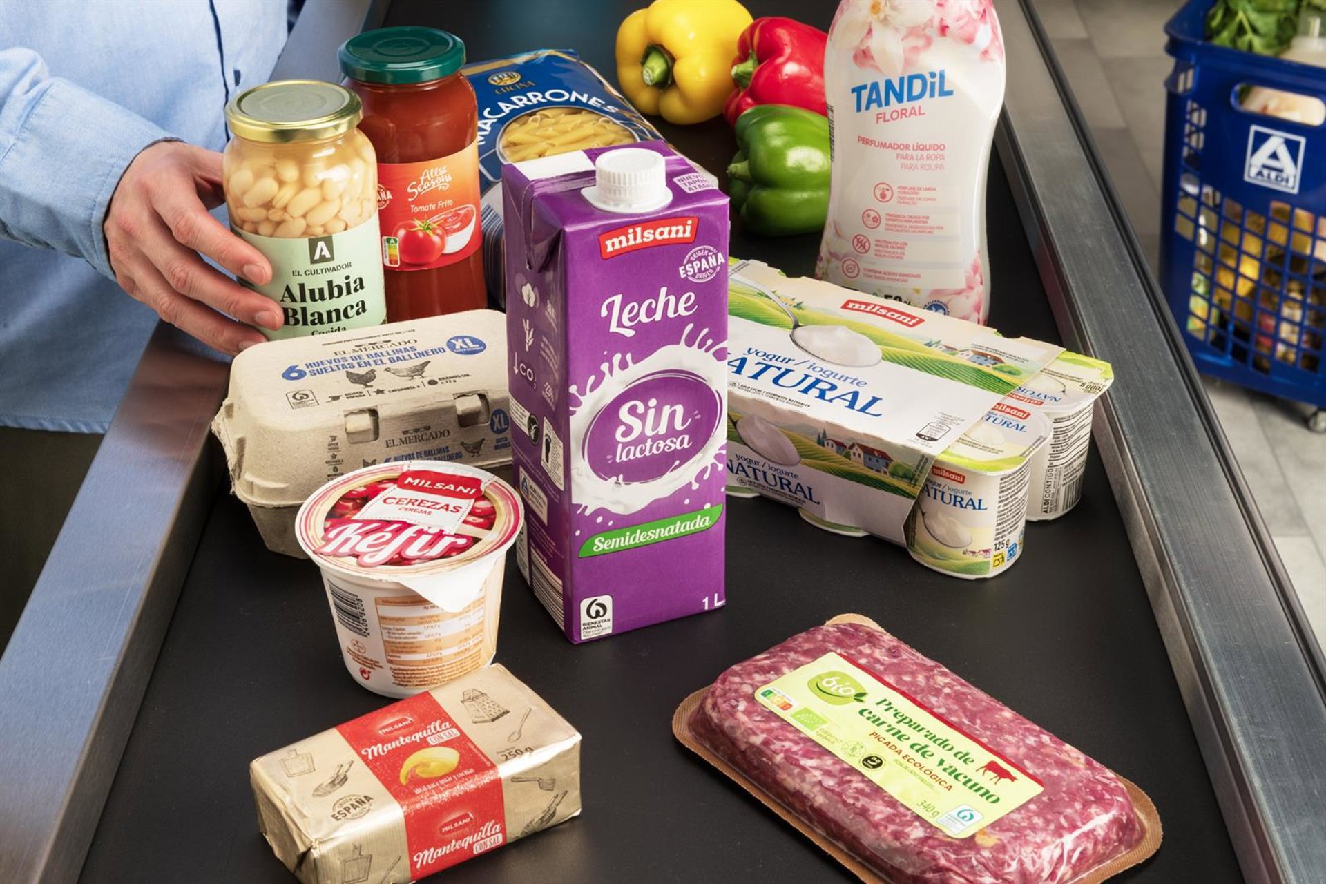 Nueve de cada diez tickets de Aldi incluyen productos de marca propia, según la compañía