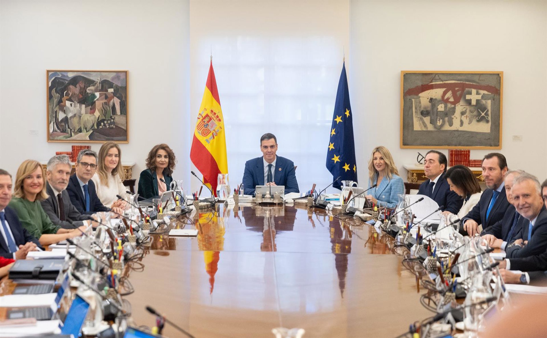 El Consejo de Ministros se retrasa al negarse Sumar a dejar fuera la moratoria de alquiler del decreto