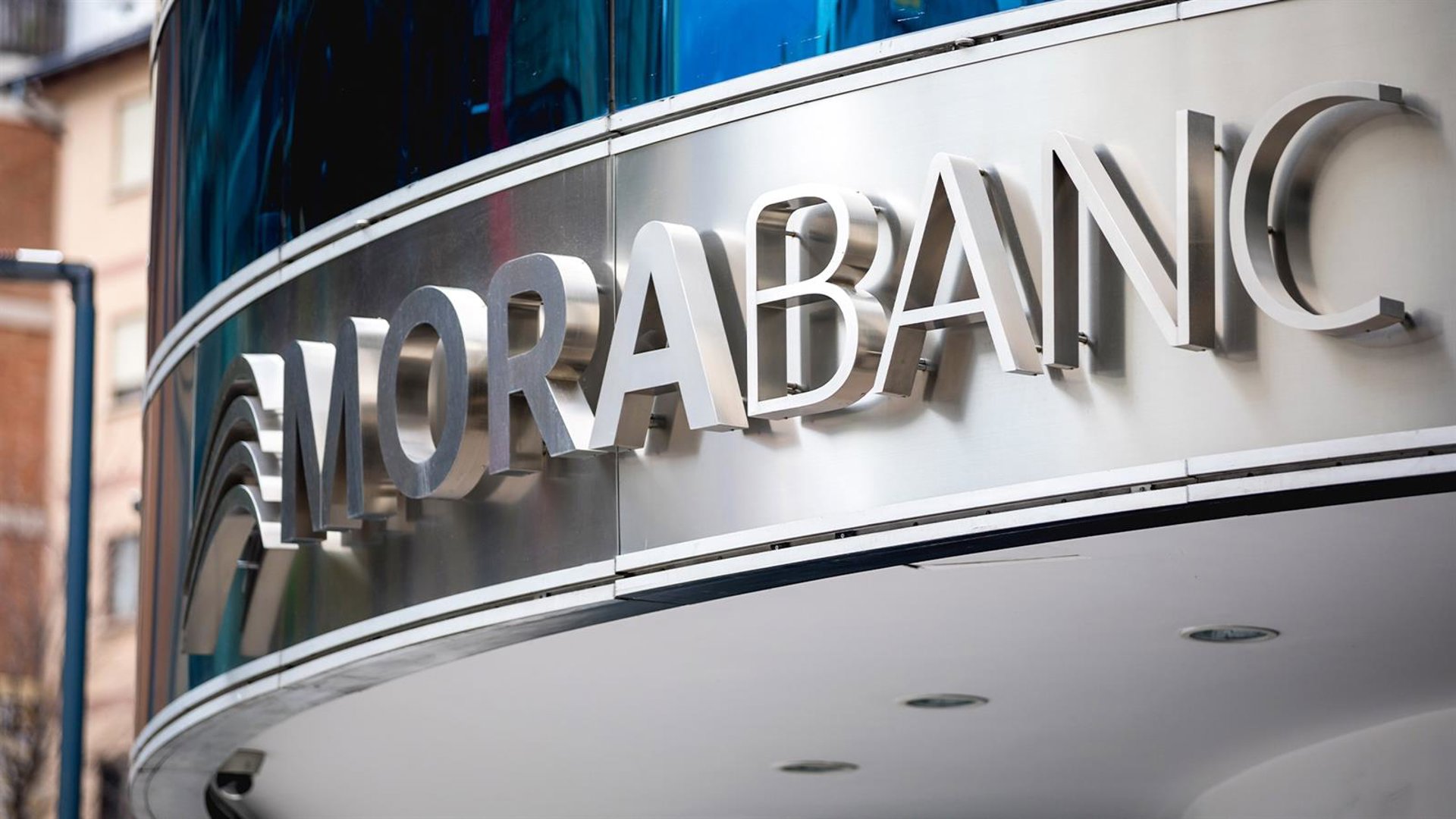 MoraBanc culmina la integración del BEF para operar como banco en España