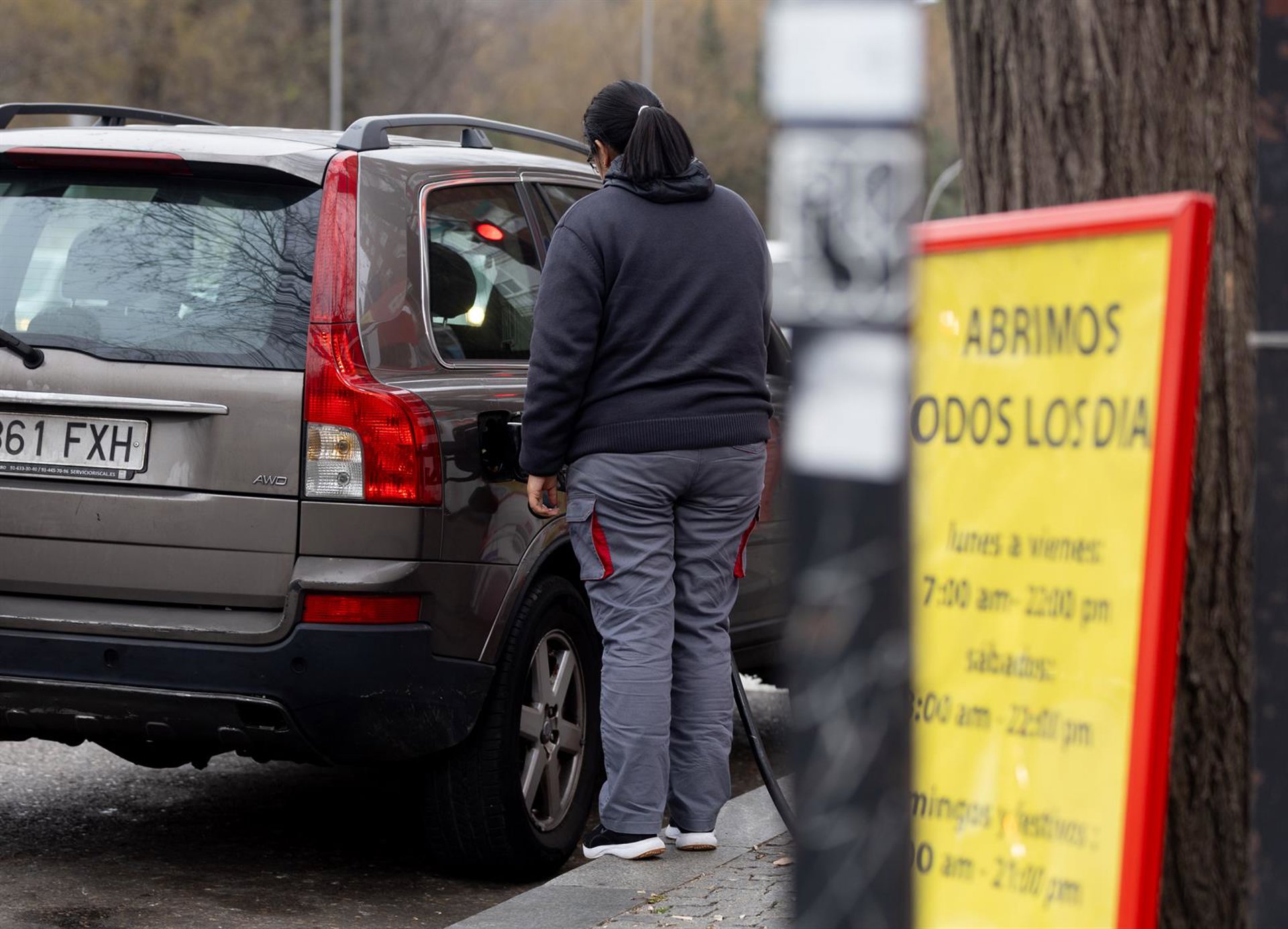 El precio del litro de gasóleo es un 25,5% más caro en esta Semana Santa que hace un año