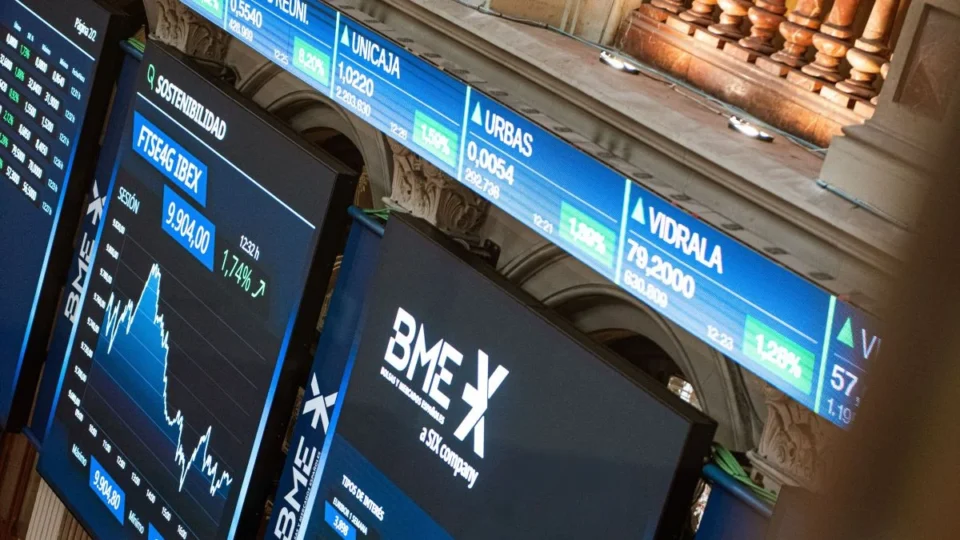 El Ibex 35 encara un año decisivo: 27 presidentes y CEO se someten a renovación en 2026