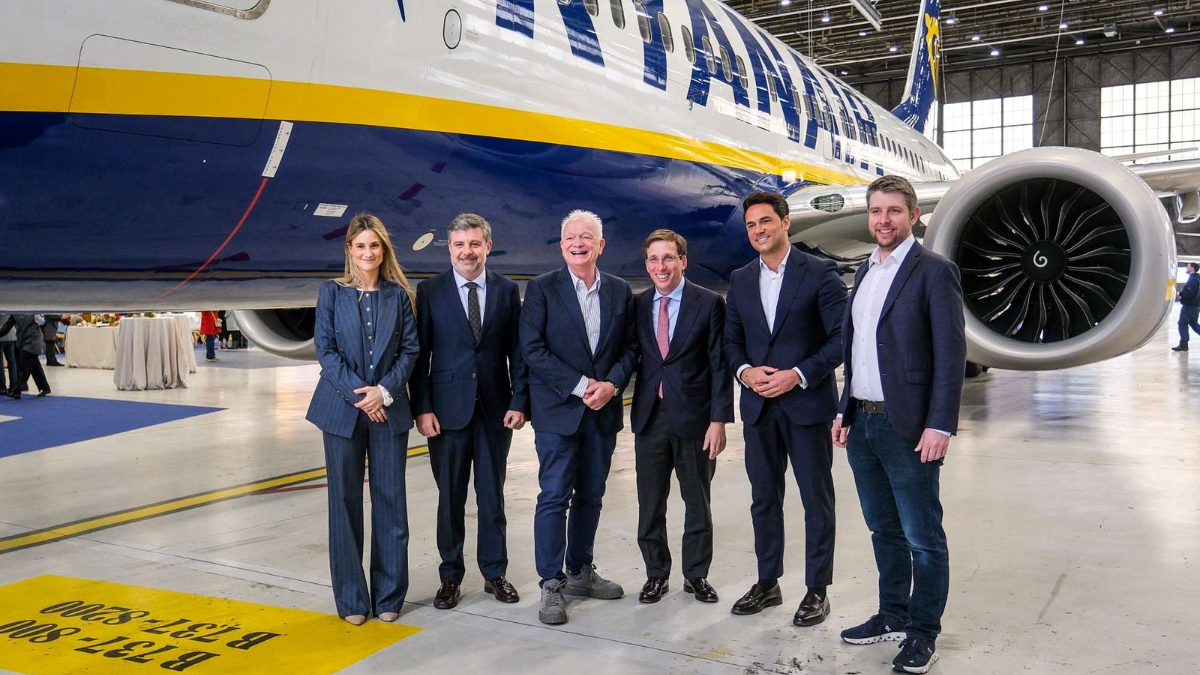 Ryanair invierte donde no se le paga: la lección de Madrid